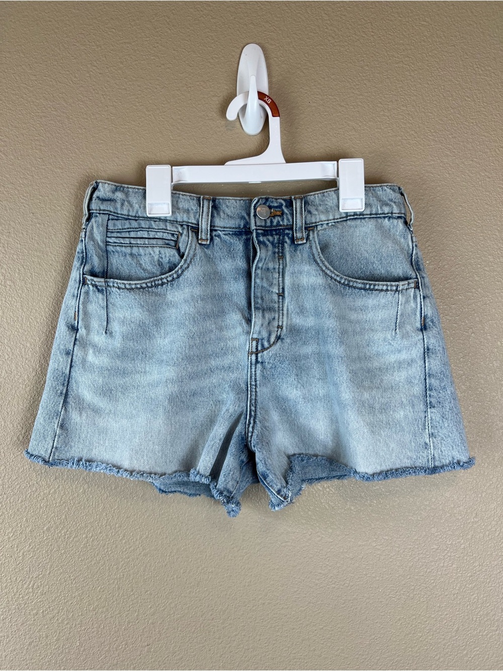 Pilcro Devon Jean Shorts - Picture 2 of 11